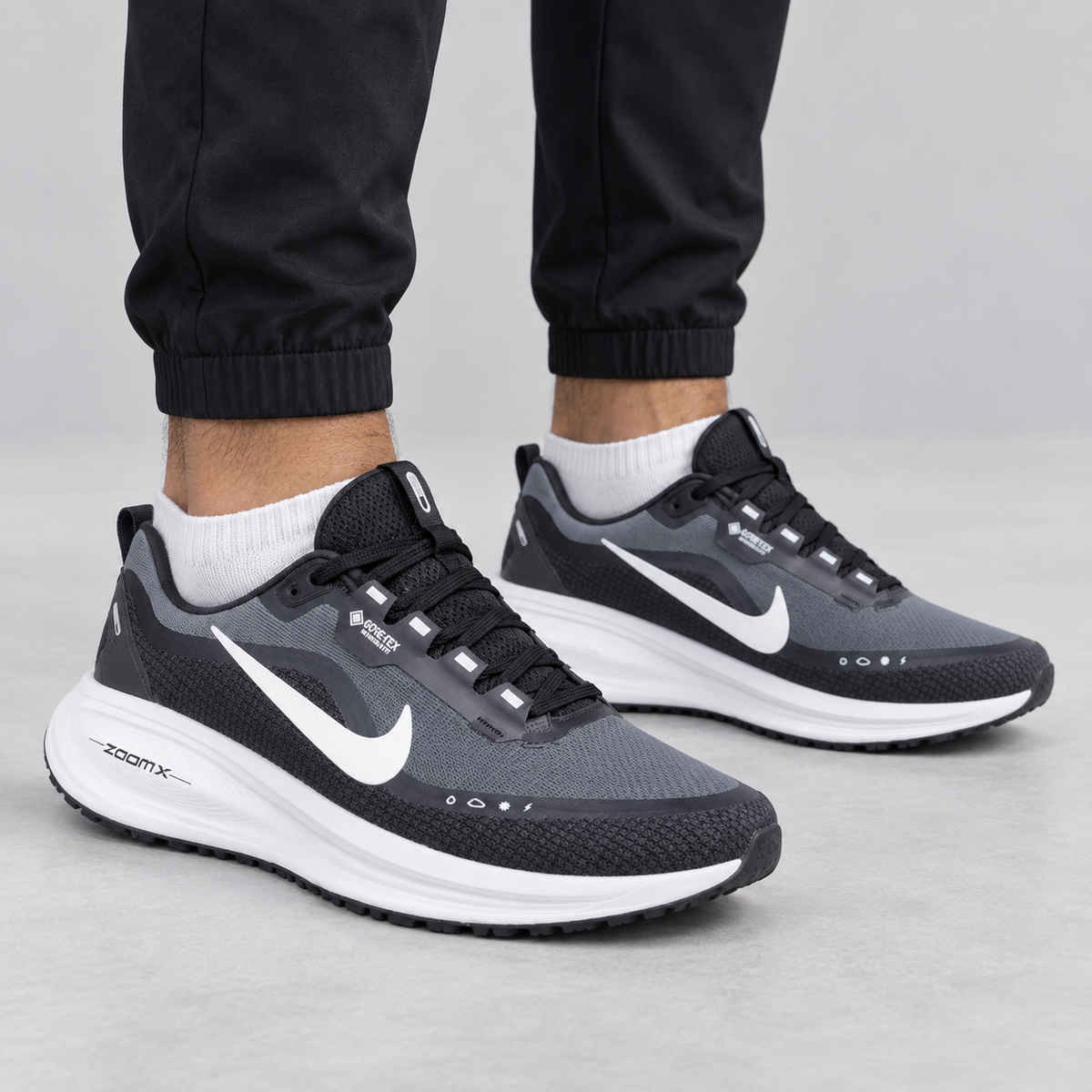 Nike ZoomX Vomero Grey & Black