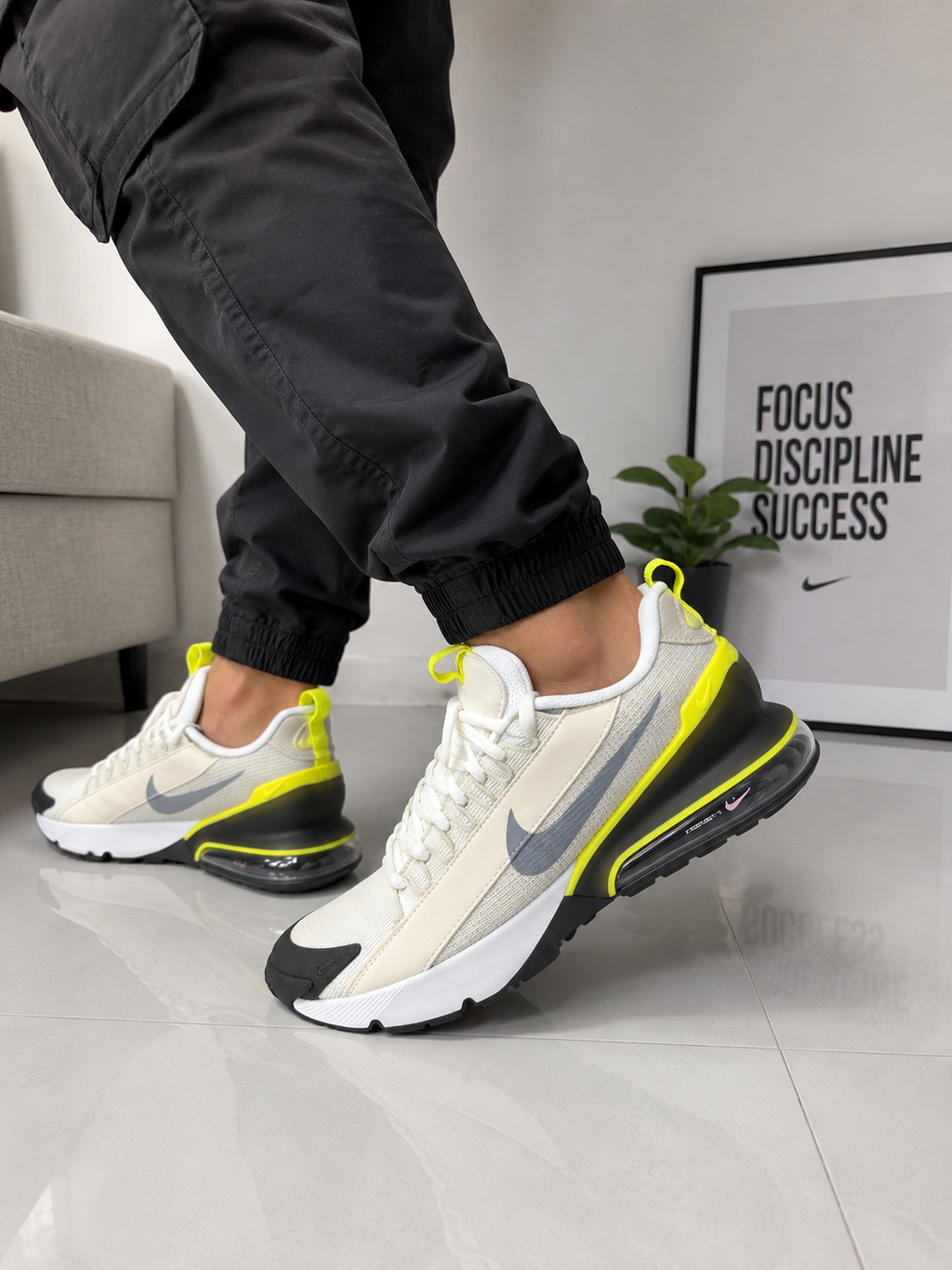 Nike AirMax 270
