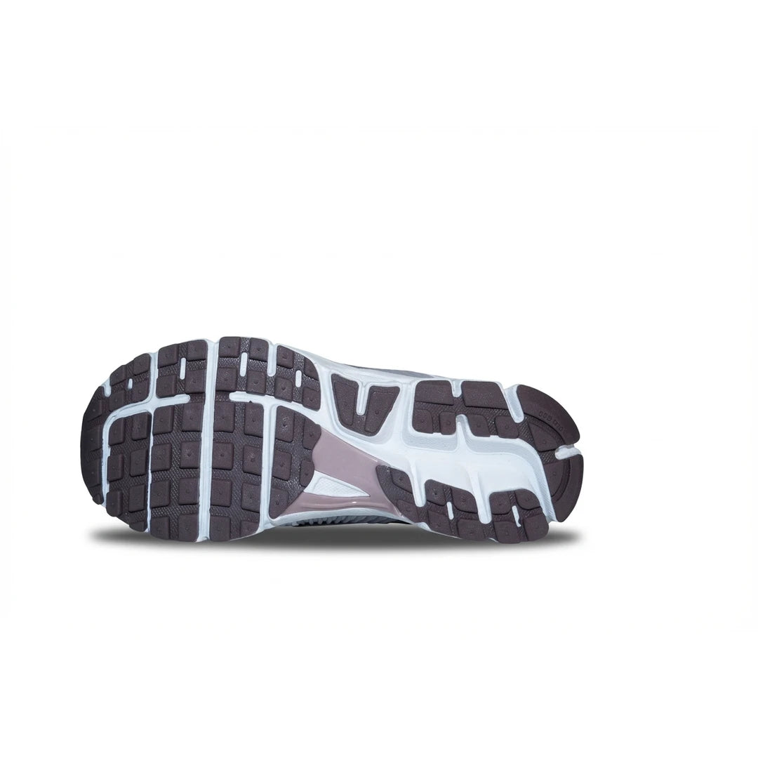Nike Vomero 5