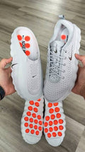 Nike Mind 002 White / Hyper Crimson - Hombre